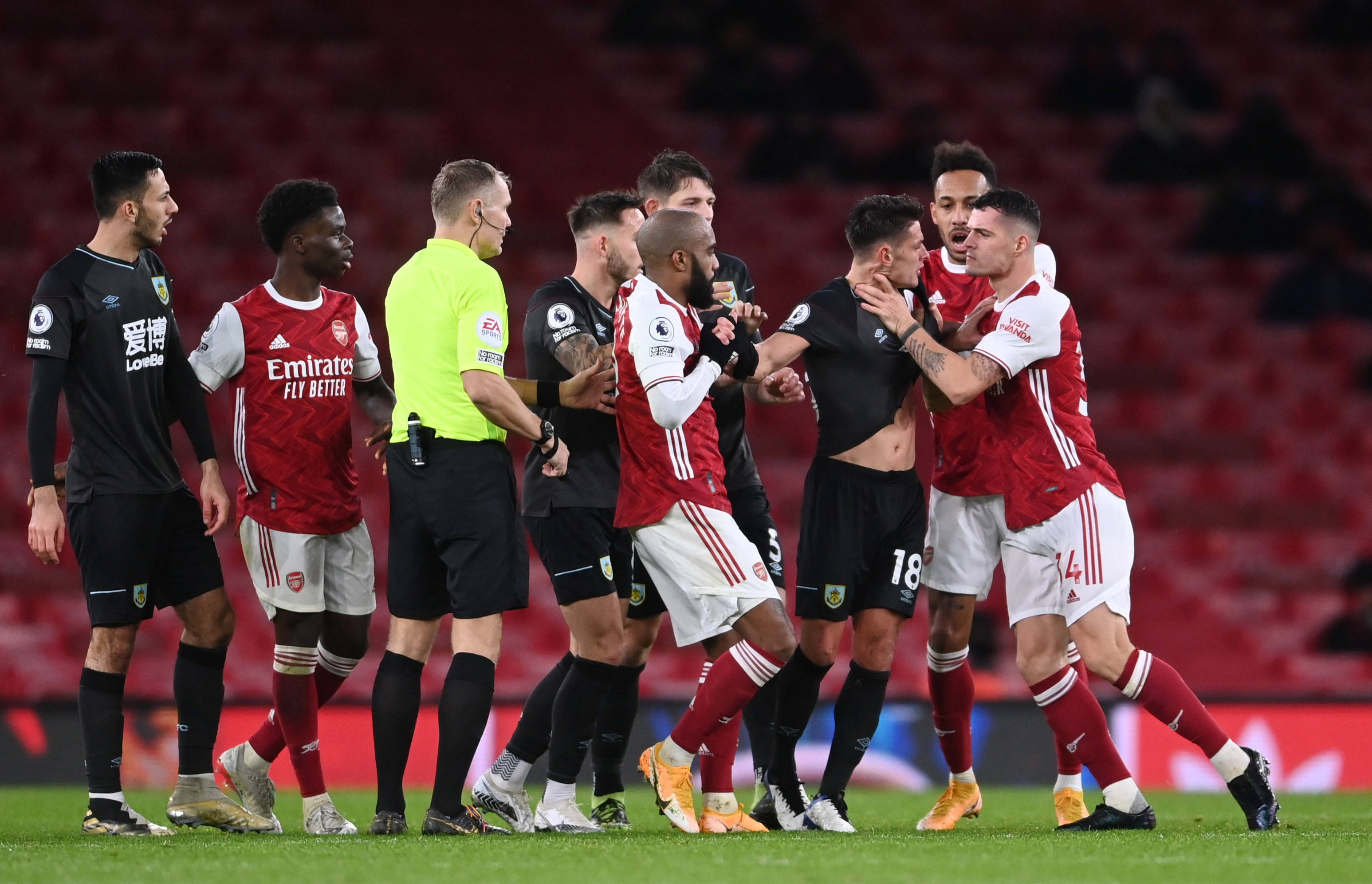 满不确定性 满不确定性