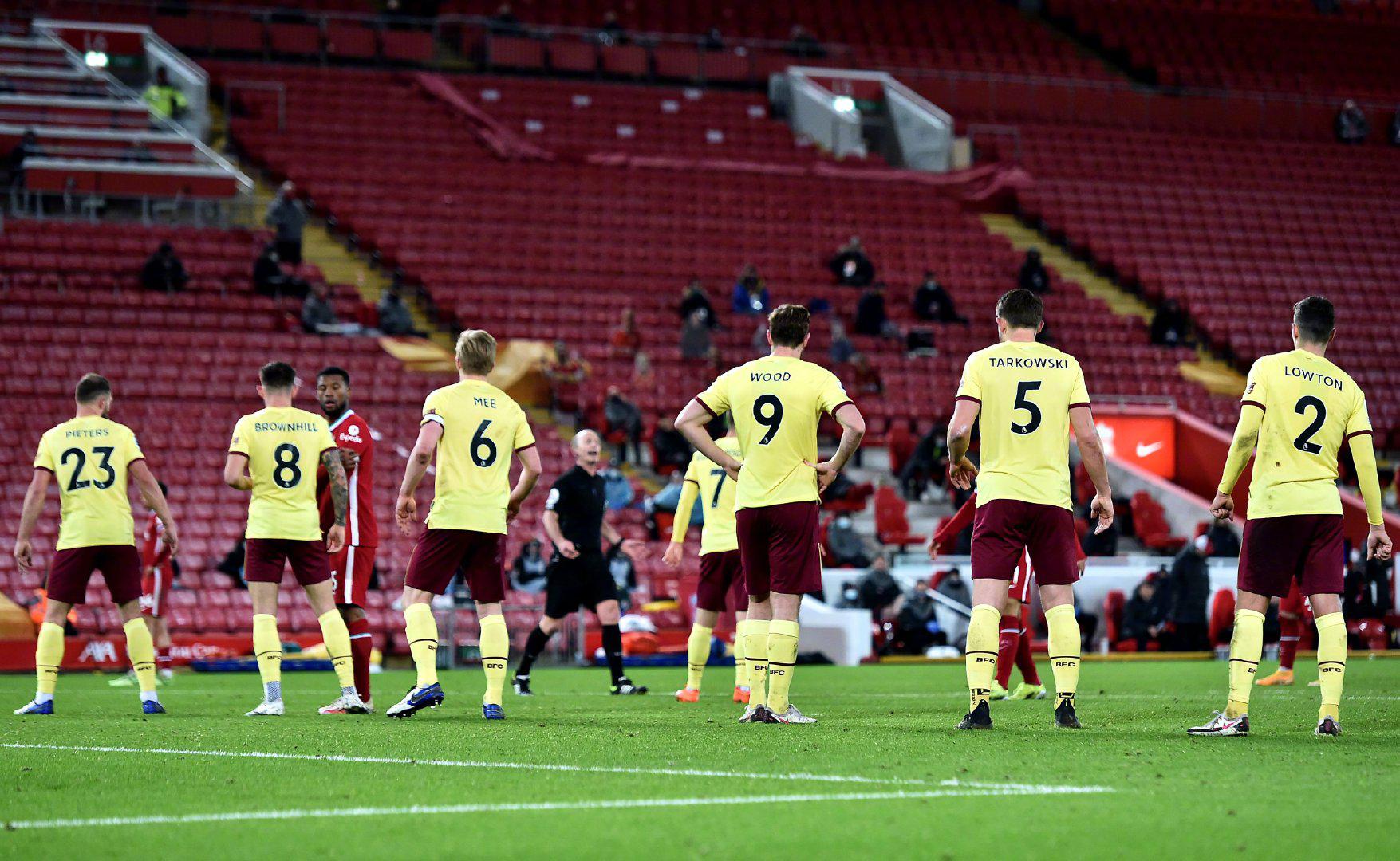 處子賽季中 處子賽季中